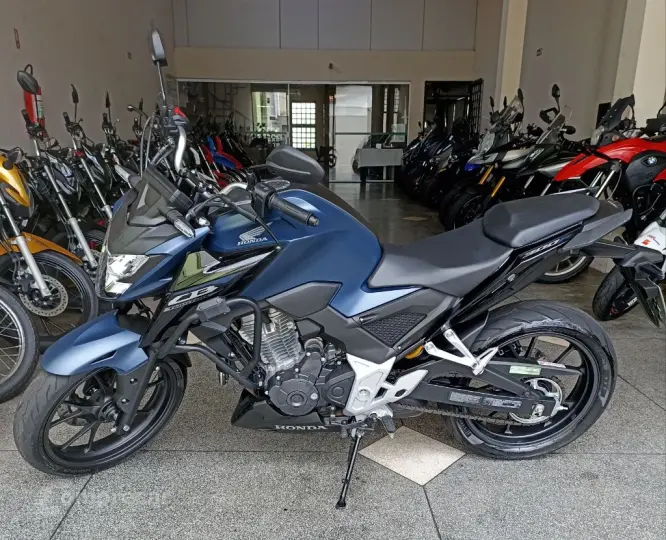 CB 300F Twister Flex