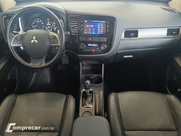 OUTLANDER 2.0 16V 4P AUTOMÁTICO
