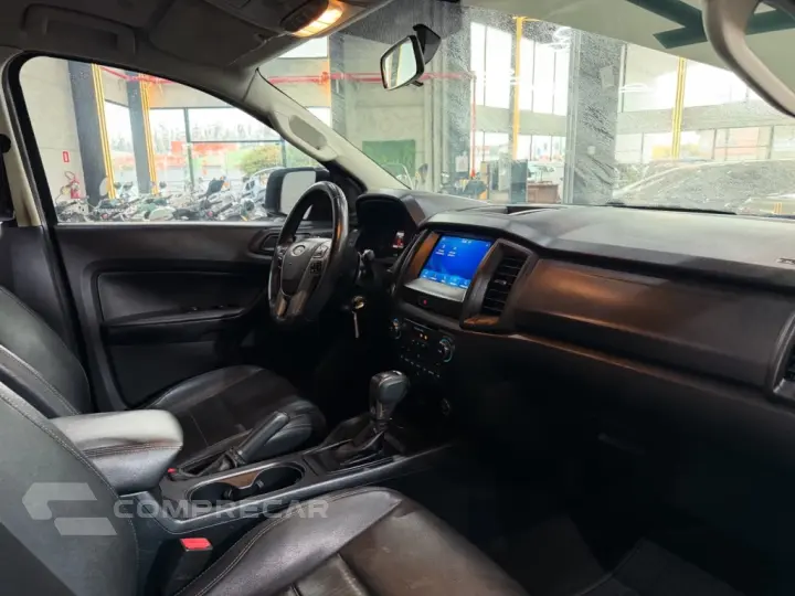 RANGER 2.2 BLACK 4X2 CD 16V DIESEL 4P AUTOMÁTICO