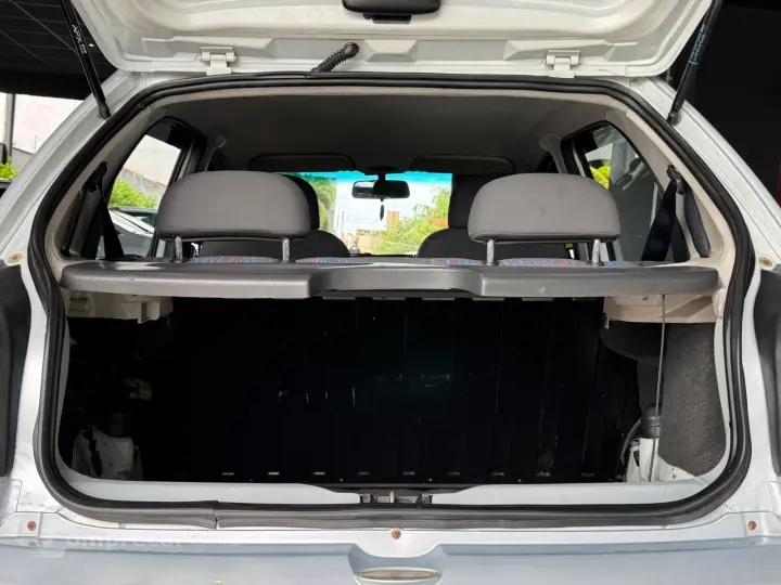 CELTA 1.0 MPFI Spirit 8V