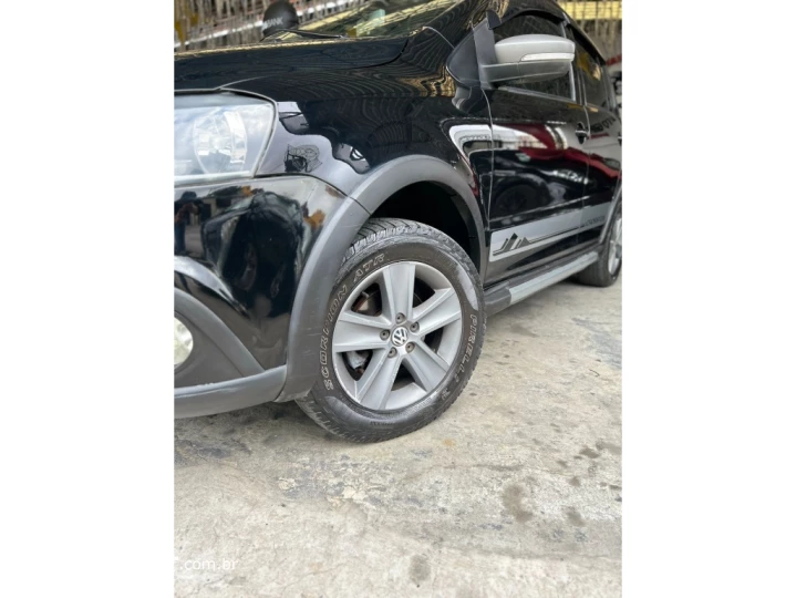 CROSSFOX 1.6 MI FLEX 8V 4P MANUAL