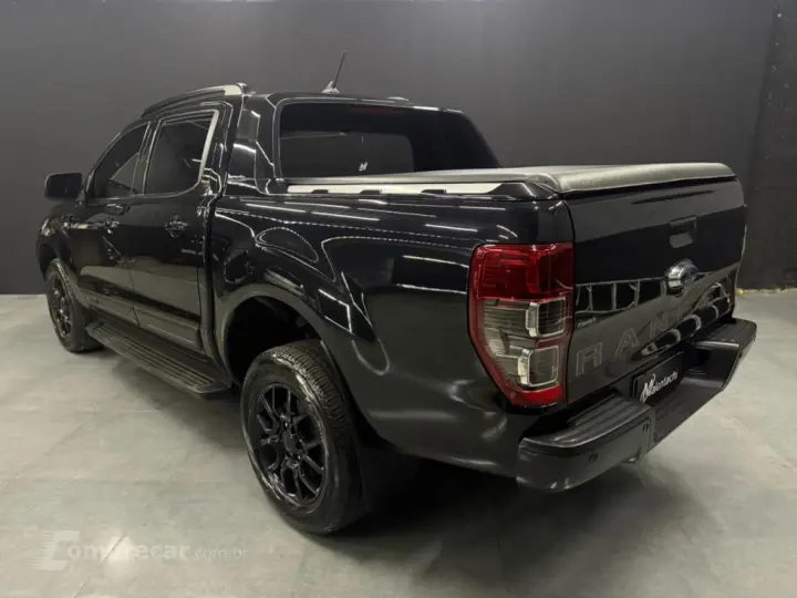 RANGER 2.2 BLACK 4X2 CD 16V DIESEL 4P AUTOMÁTICO