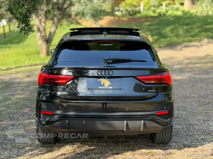 Q3 2.0 40 TFSI GASOLINA SPORTBACK PERFORMANCE BLACK QUATTRO