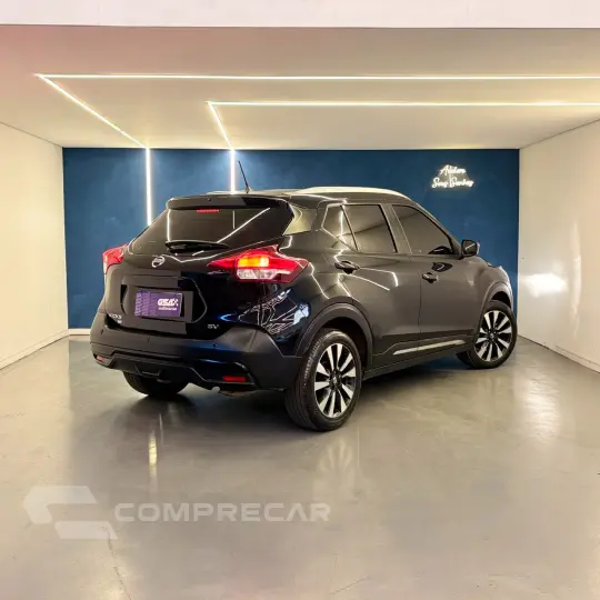 KICKS SV 1.6 16V FlexStar 5p Aut.