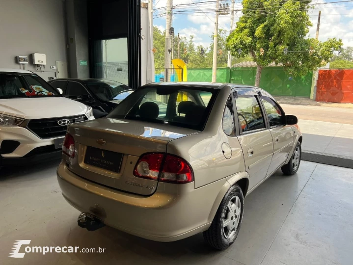 CLASSIC 1.0 MPFI LS 8V FLEX 4P MANUAL