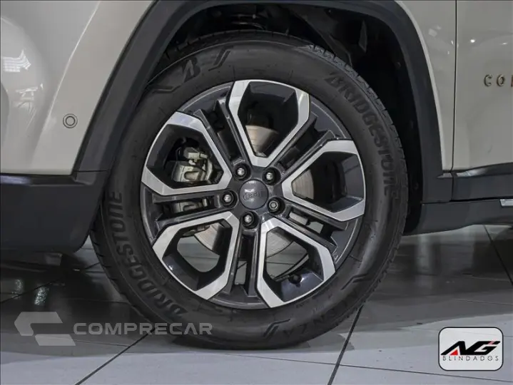 COMMANDER 1.3 T270 Turbo Limited