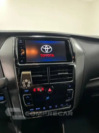 YARIS 1.5 16V XS