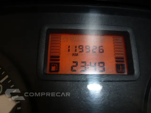 LOGAN 1.0 Authentique 16V