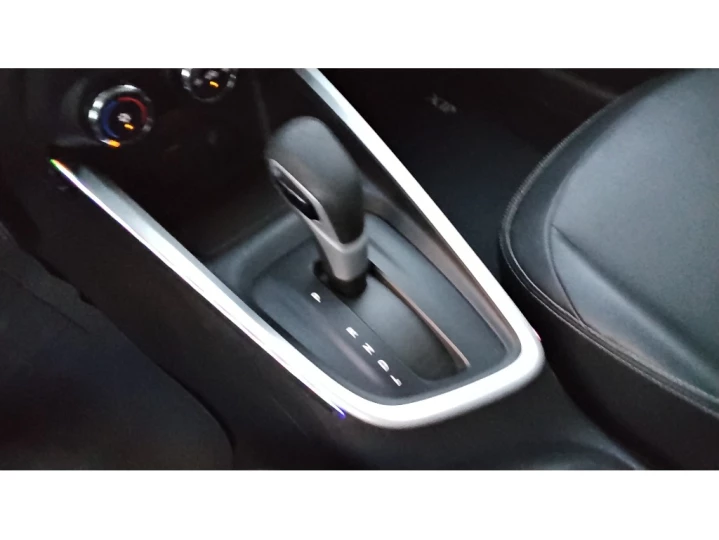ONIX 1.0 TURBO FLEX PLUS PREMIER MIDNIGHT AUTOMÁTICO
