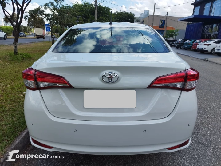 YARIS 1.5 16V Sedan XL