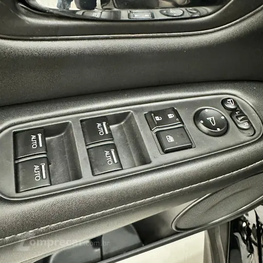 HR-V EX 1.8 Flexone 16V 5p Aut.