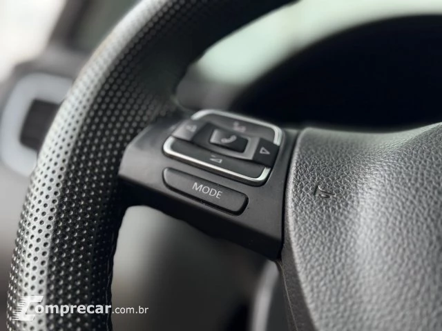 CROSSFOX - 1.6 MI 8V 4P MANUAL