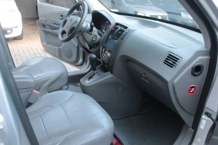 Tucson 2.0 16V 4P GLS AUTOMÁTICO