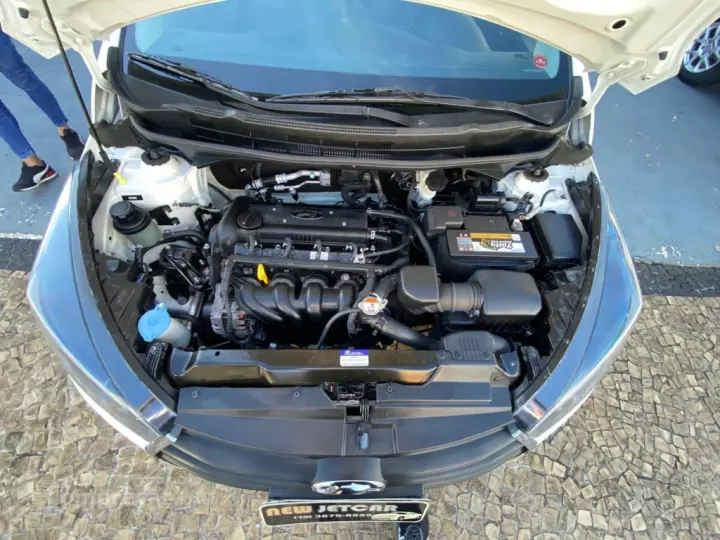 HB20 1.6 COMFORT PLUS 16V FLEX 4P MANUAL