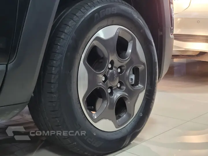 Renegade 1.8 4x2 Flex 16V Aut.