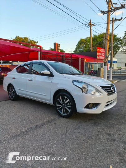 Versa Sedan 1.6 16V 4P FLEX SL