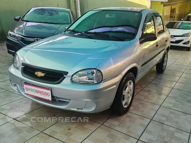 CLASSIC - 1.0 MPFI LIFE 8V 4P MANUAL