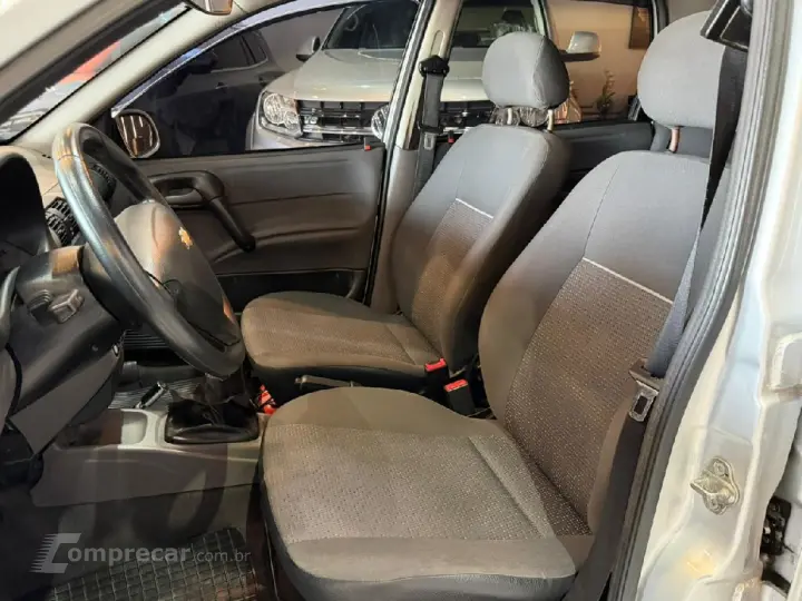 CLASSIC 1.0 MPFI LS 8V FLEX 4P MANUAL