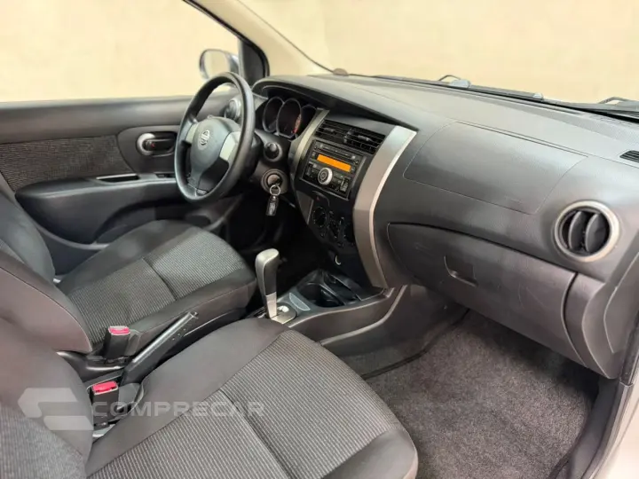 Livina 1.8 16V 4P S FLEX AUTOMÁTICO