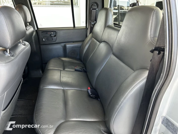S10 P-Up Executive 2.4 MPFI F.Power CD