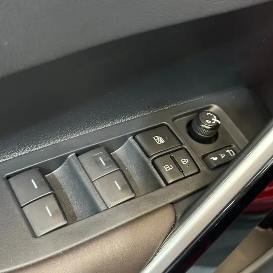 Corolla Cross XRV 1.8 16V Aut. (Híbrido)