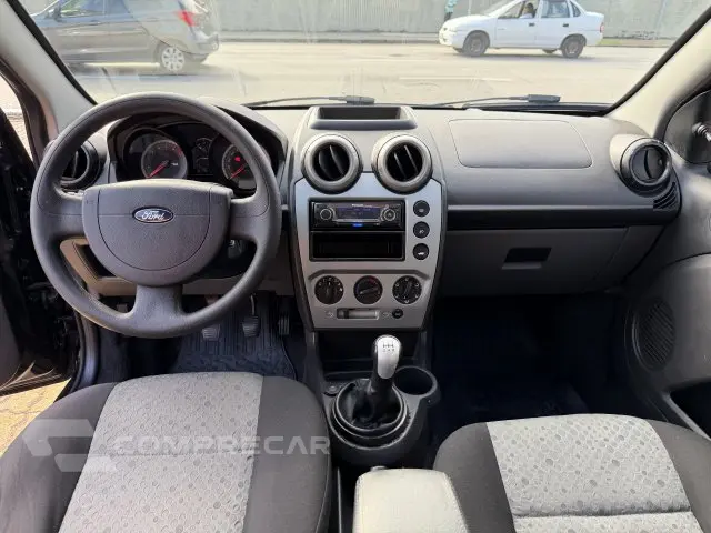 FIESTA HATCH - 1.6 ROCAM HATCH 8V 4P MANUAL