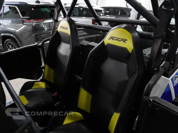 RZR XP 4 1000 4X4 (UTV)