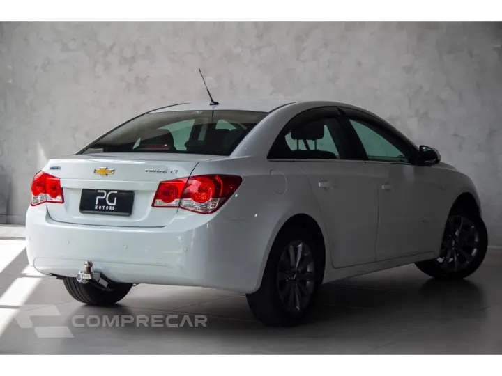 CRUZE 1.8 LT 16V FLEX 4P MANUAL