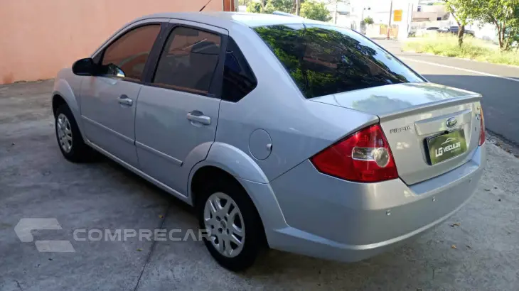 FIESTA 1.6 MPI First Sedan 8V