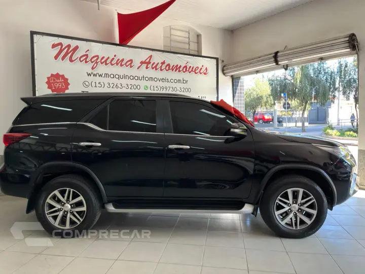 HILUX SW4 2.8 D-4d Turbo SRX 4X4