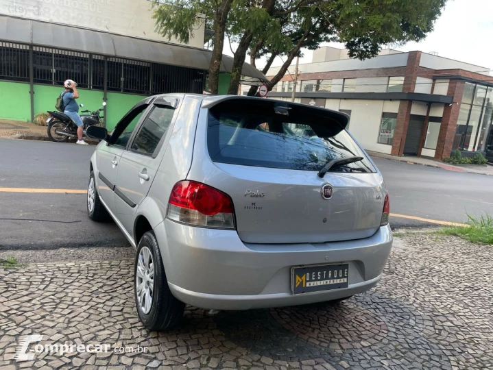 Palio ELX 1.0 Fire/30 Anos F. Flex 8V 4p