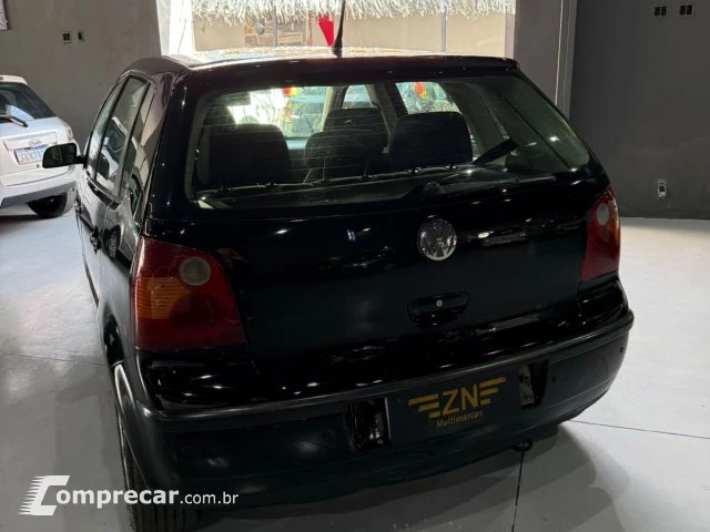 POLO - 1.6 MI 8V 4P MANUAL