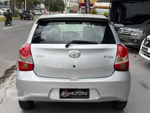 ETIOS HATCH - 1.3 X 16V 4P MANUAL