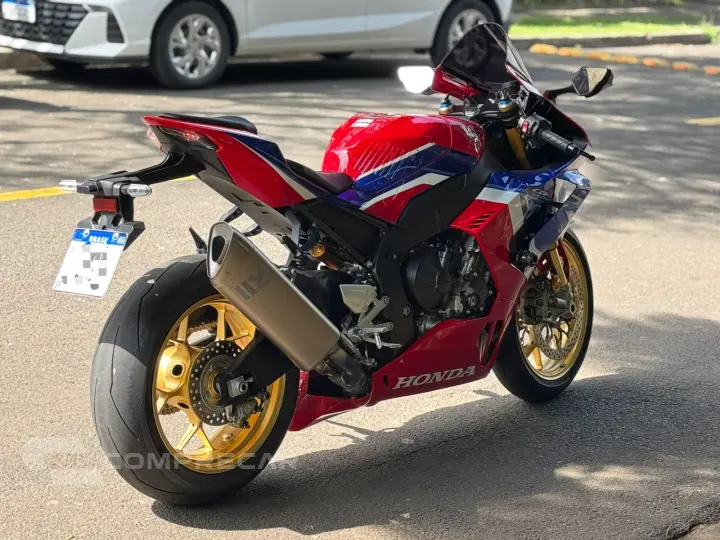 CBR 1000RR-R Fireblade SP