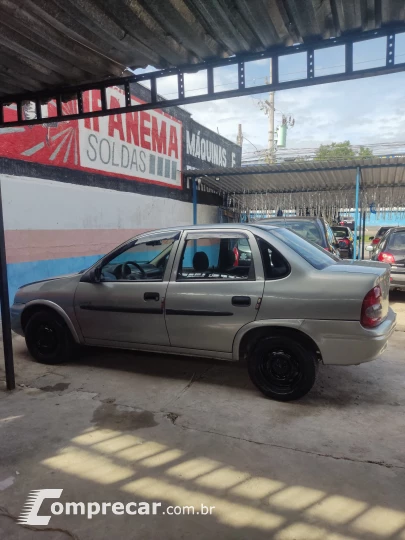 CORSA 1.0 MPFI Classic Sedan Life 8V