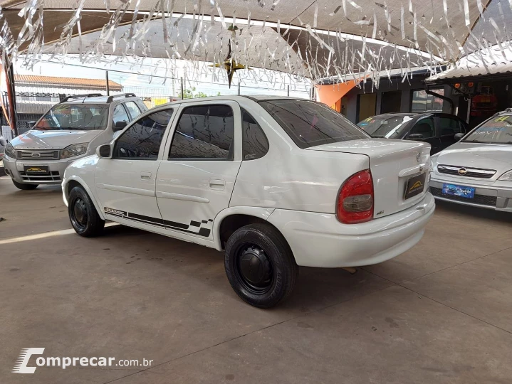 Corsa 1.0 Mpfi Milenium Ii Sedan 8V Gasolina 4P Manual
