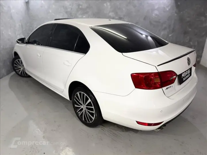 JETTA 2.0 TSI Highline