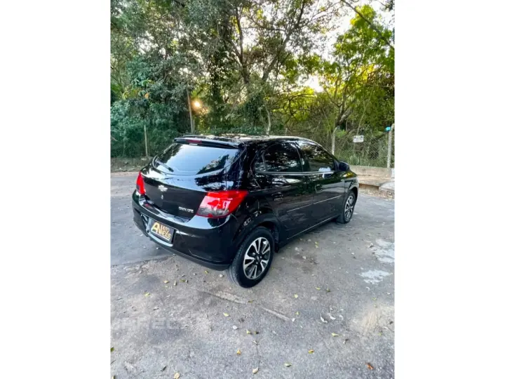 ONIX 1.4 MPFI LTZ 8V FLEX 4P MANUAL