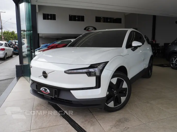 EX30 51 KW ELÉTRICO CORE