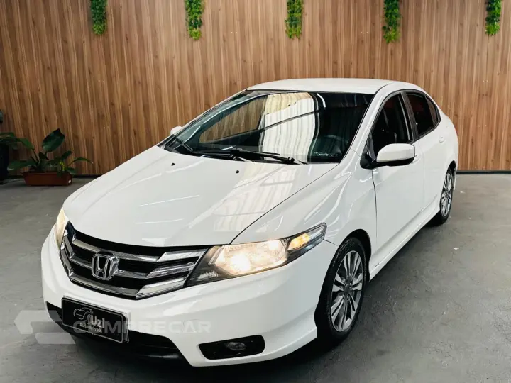 CITY 1.5 LX Sedan 16V