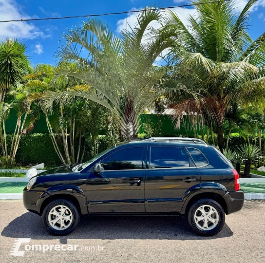 TUCSON 2.0 GL 2WD 16V