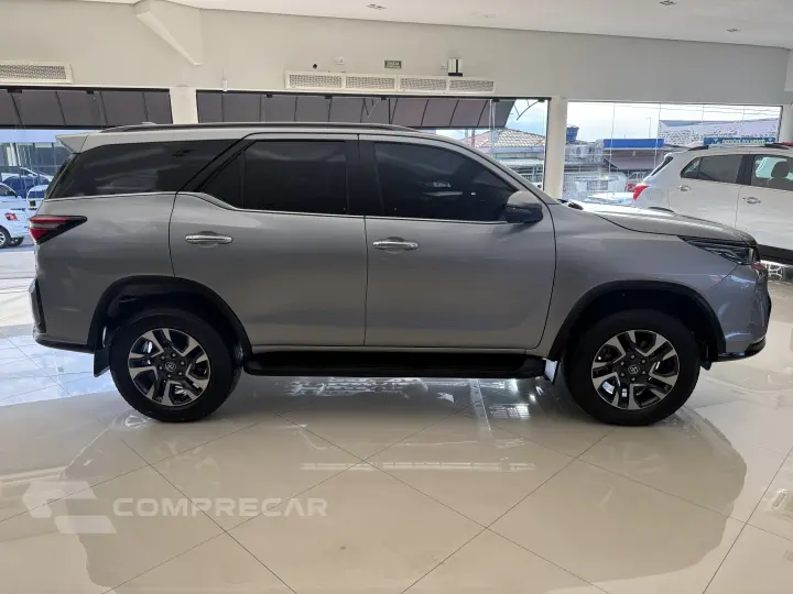 HILUX SW4 2.8 D-4d Turbo SRX Platinum 7L 4X4