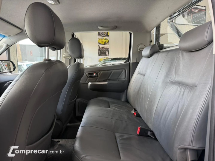 Hilux CD SRV 2.7 4x4