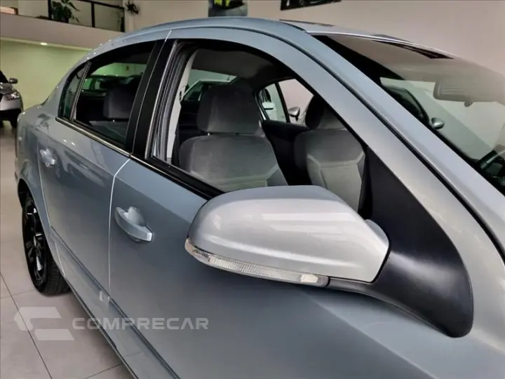 VECTRA 2.0 MPFI Elegance 8V 140cv