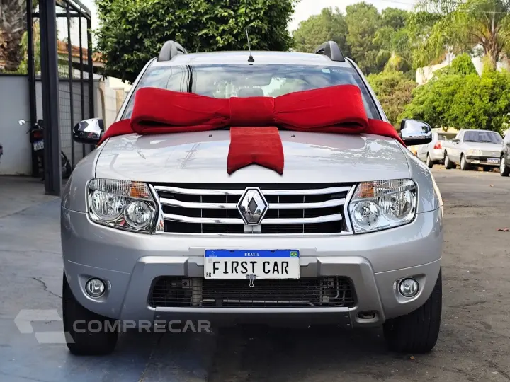 DUSTER 2.0 DYNAMIQUE 4X2 16V FLEX 4P AUTOMÁTICO