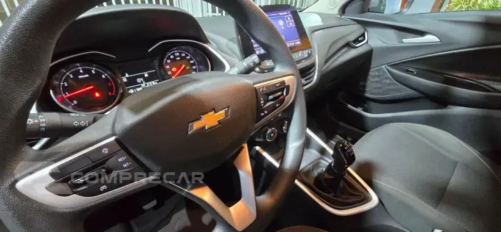 ONIX 1.0 Turbo Plus LT