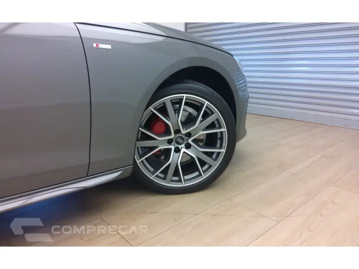 A4 2.0 TFSI MHEV S LINE QUATTRO S TRONIC