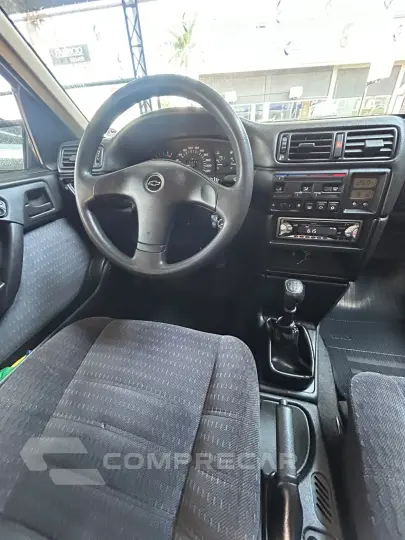 VECTRA 2.0 MPFI GLS 8V