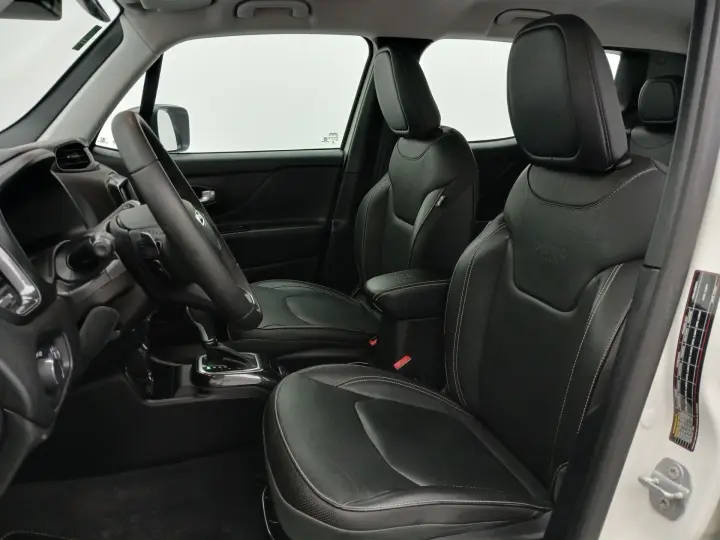 RENEGADE 1.3 T270 TURBO FLEX LONGITUDE AT6