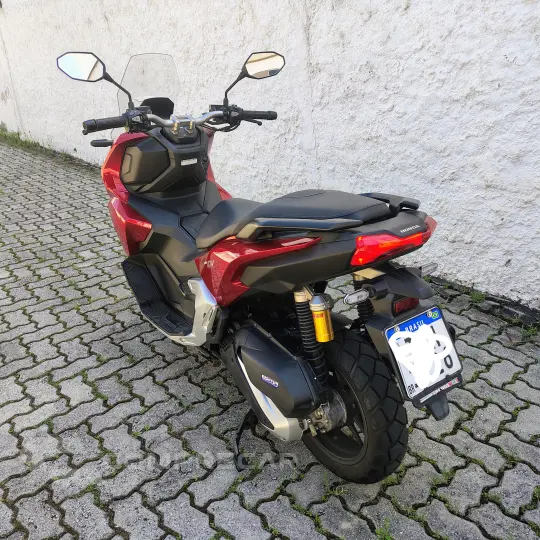 ADV 160